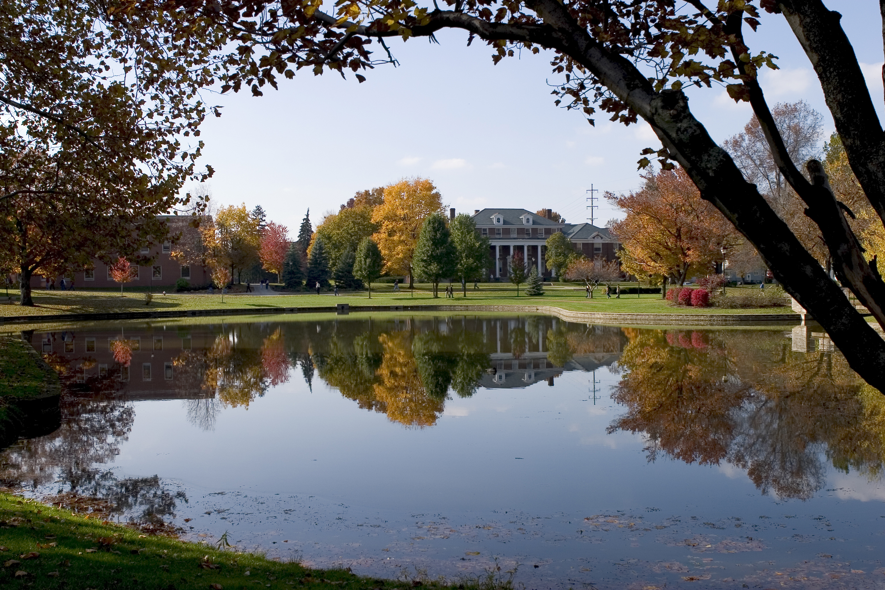 campus lakes at mount union