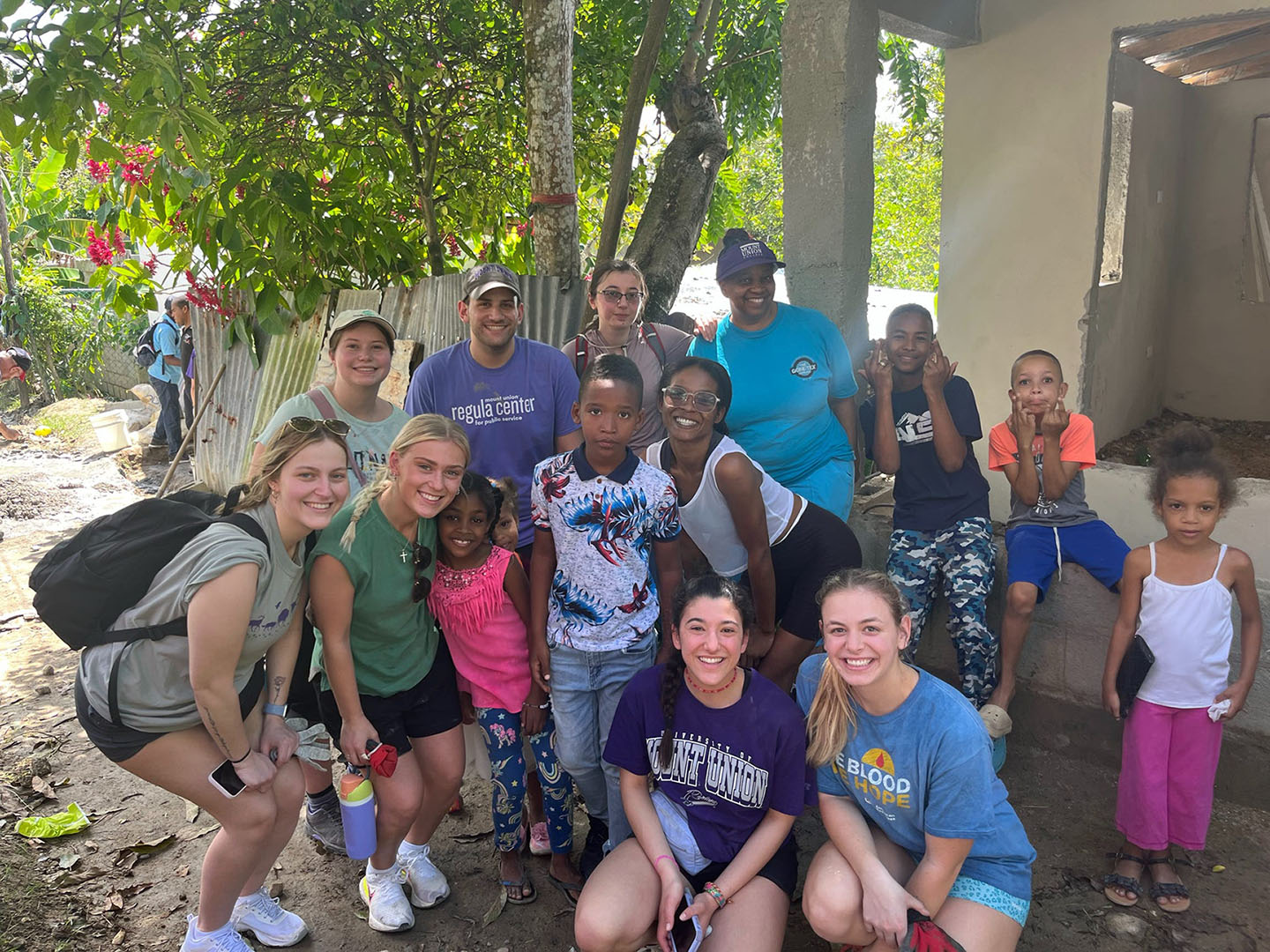 Mount Union students with local elementary students