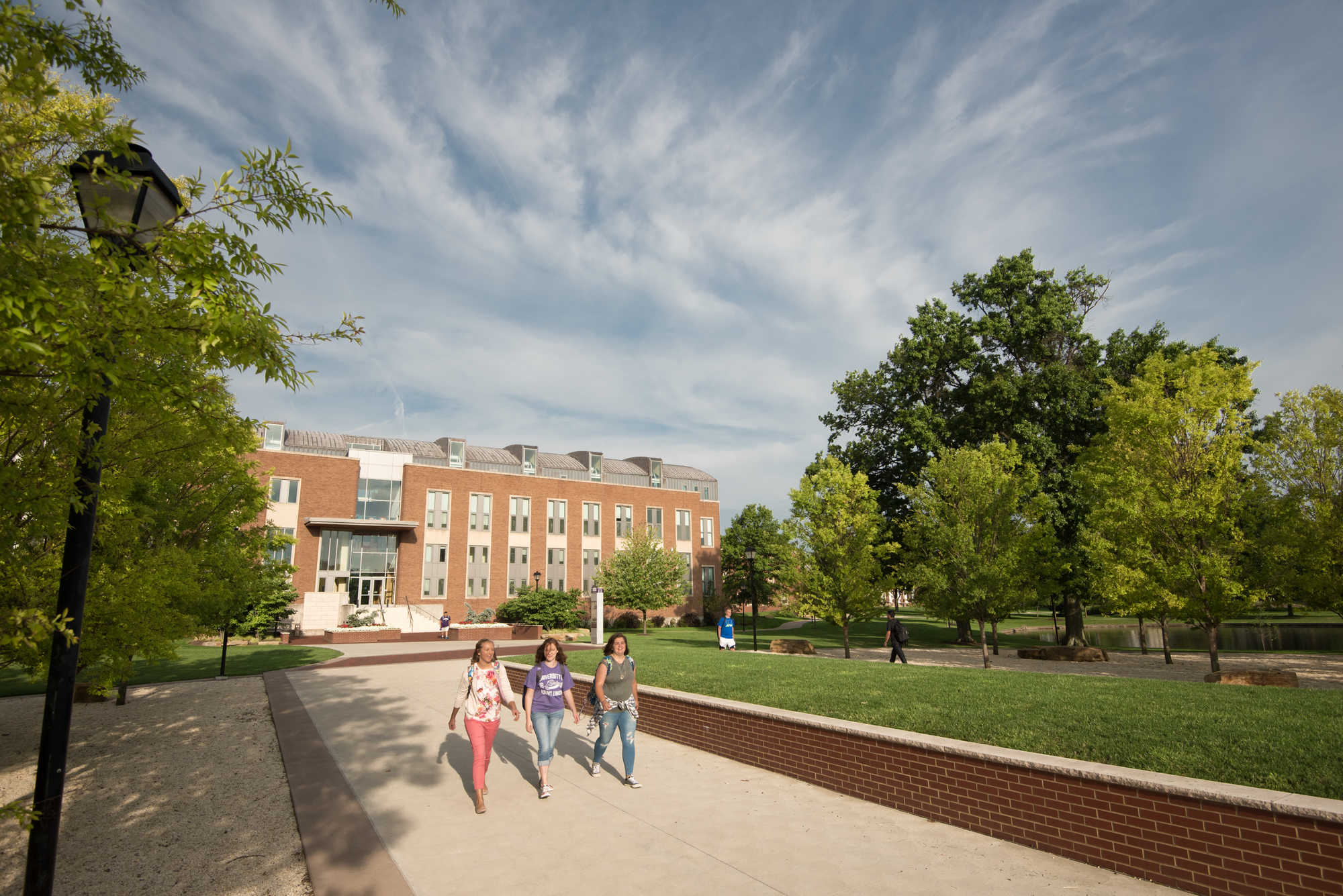 Students walking near Mount Union's library 